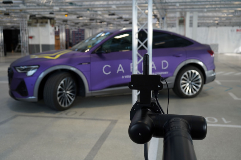 Driverless navigation to charge spots – thanks to Bosch and VW subsidiary Cariad