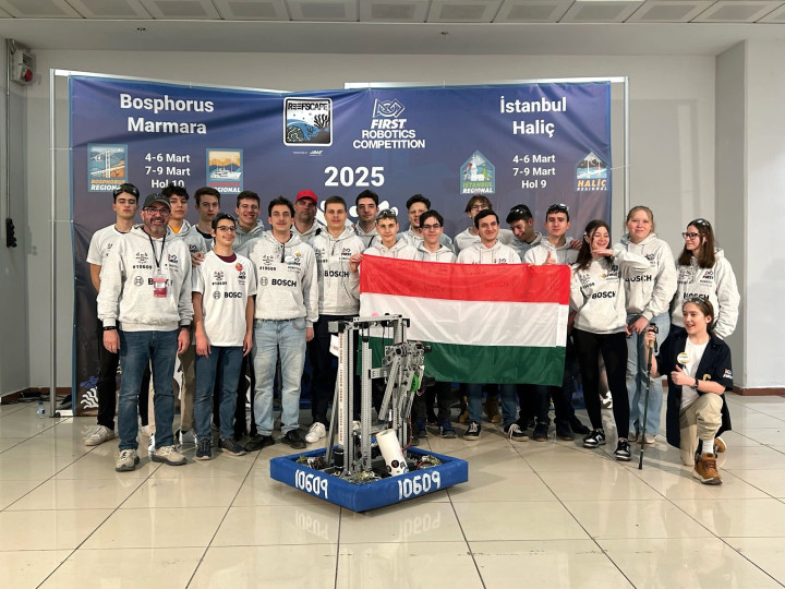 Robotépítésből jeles: magyar diákcsapat a legjobbak között a First Robotics Competition rangos mezőnyében