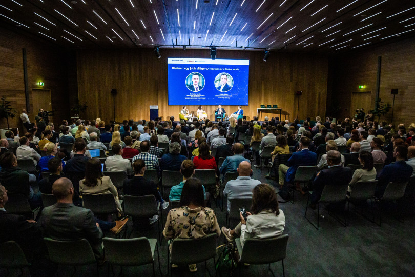 From four-wheeled software to robot doctors: future-proof trends at the Bosch×Richter Innovators’ Day