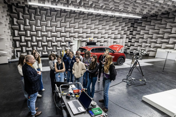 A technológia, az innováció a kreativitásról szól, és ebben a nőknek is meghatározó szerepük van