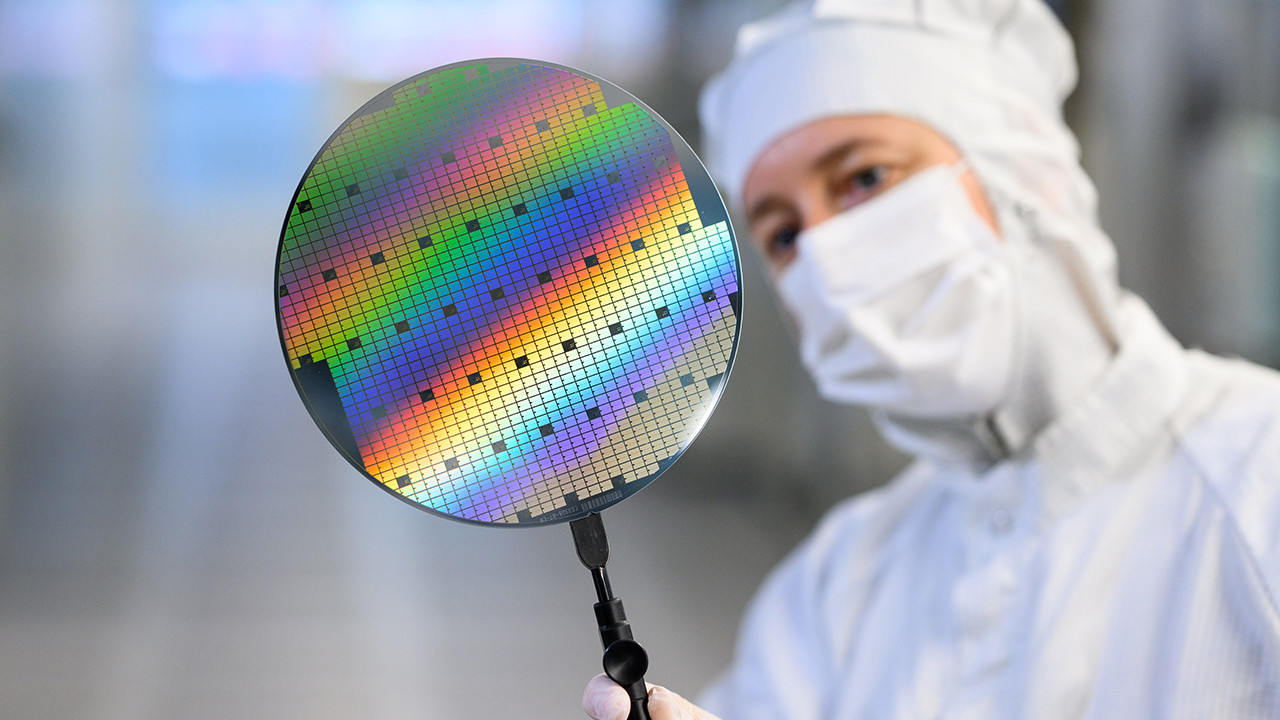 Áttörés a félvezető-technológiában: a Bosch bemutatja a harmadik generációs szilícium-karbid chipeket